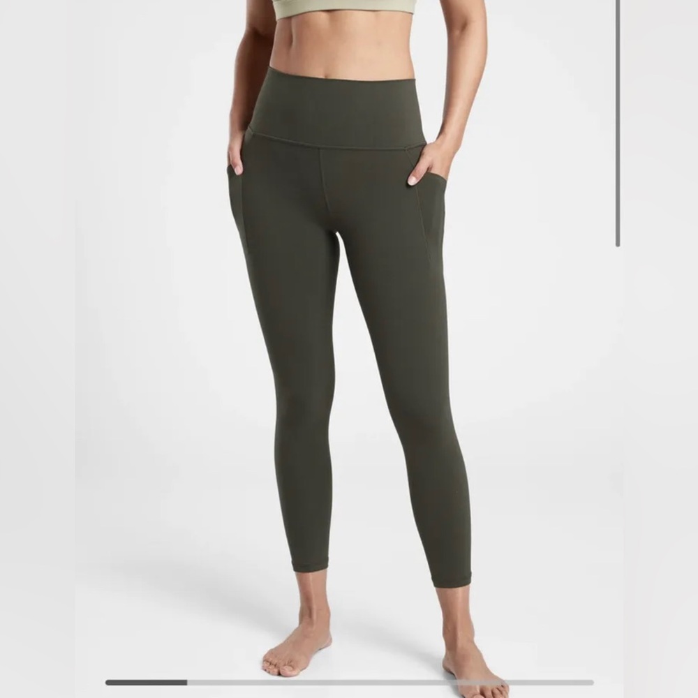 Athleta Salutation With Pockets Size Mp Like New … - image 1